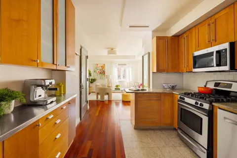 $2,100,000 | 353 3rd Street, Unit 1B | Park Slope