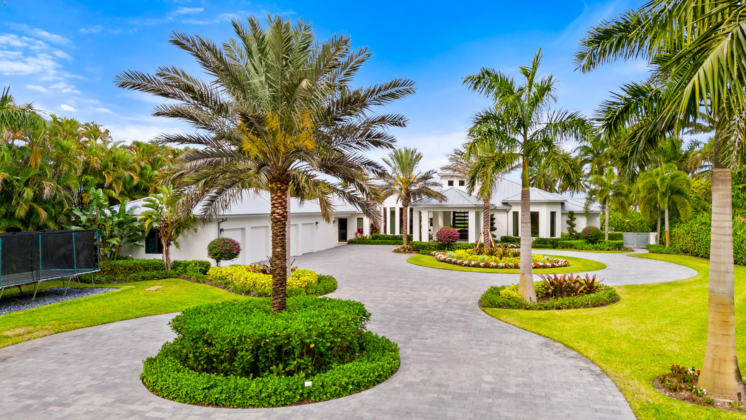 5695 Pennock Point Road Jupiter, FL 33458 - Photo 64 of 77 a view of a house with swimming pool and porch with furniture