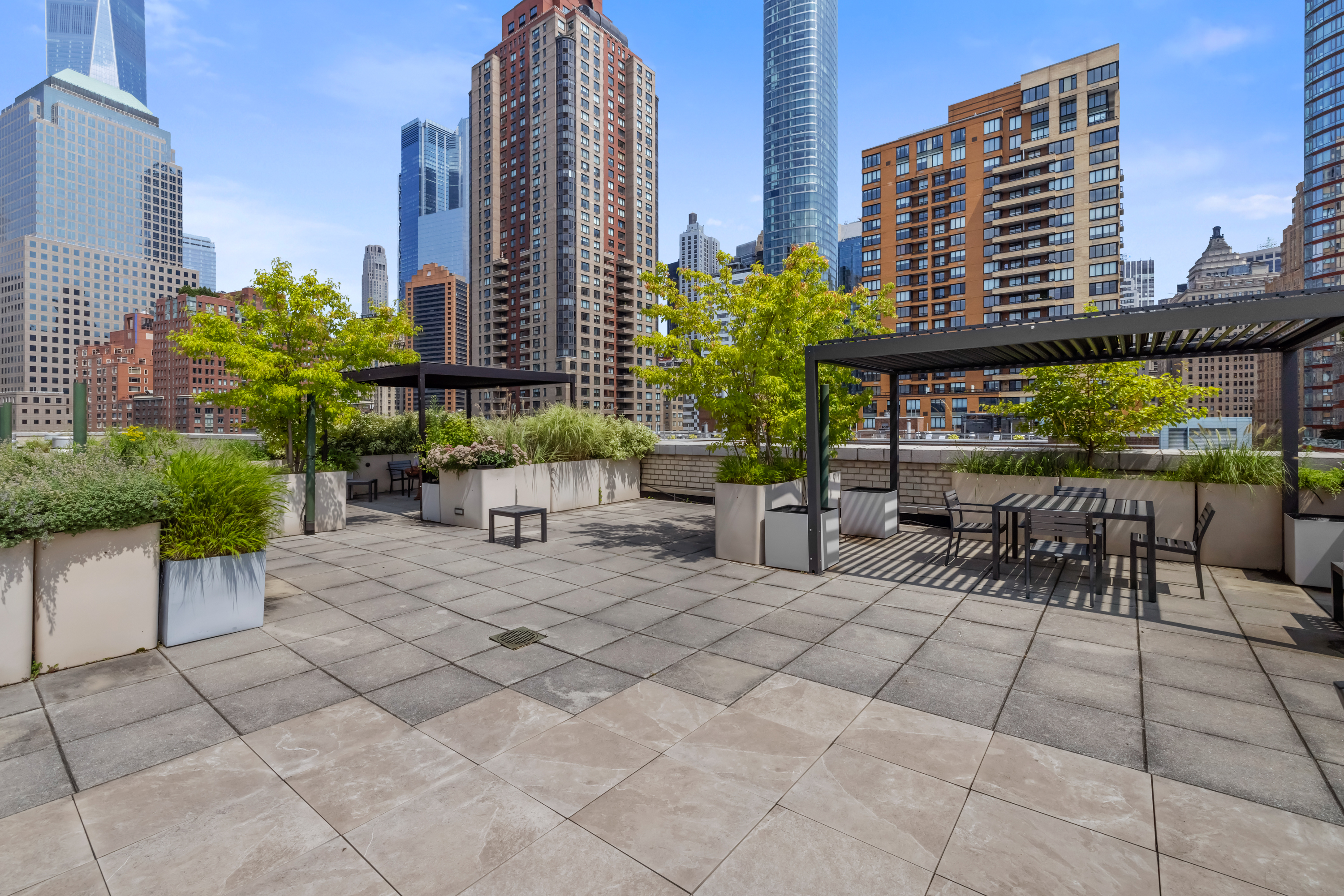 21 South End Avenue, Unit 435 Manhattan, NY 10280 - Photo 8 of 16