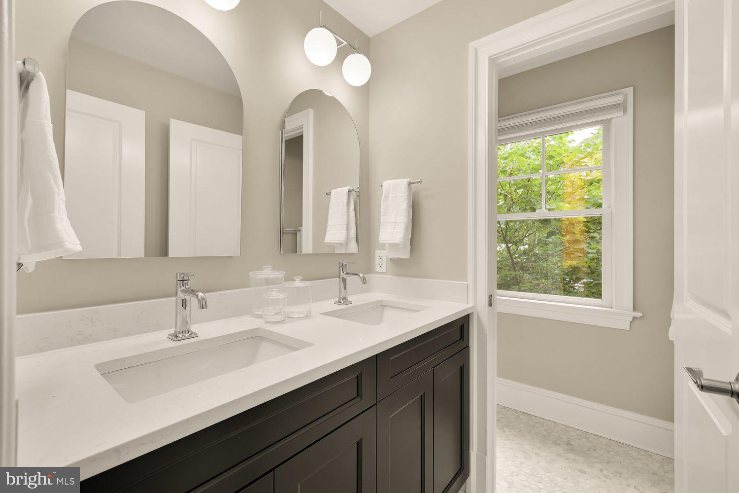6512 Ridge Drive Bethesda, MD 20816 - Photo 34 of 42 Gallery Image 34