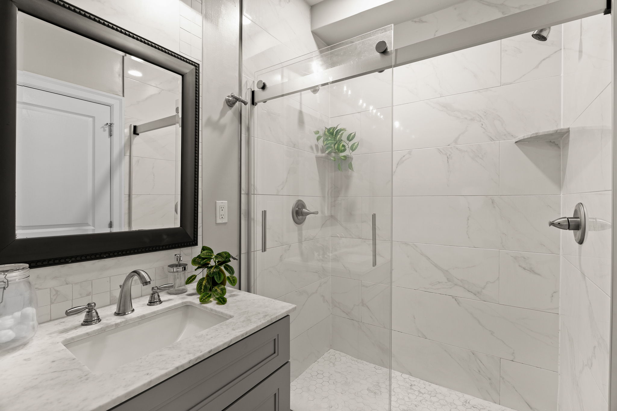 2129 Tasker Street Philadelphia, PA 19145 - Photo 39 of 51 Gallery Image 39