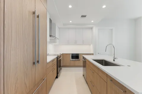 $1,305,000 | 235 1st Avenue South, Unit 1907, St. Petersburg, FL 33701