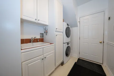 $1,200,000 | 1421 Radbill Circle, Berwyn, PA 19312
