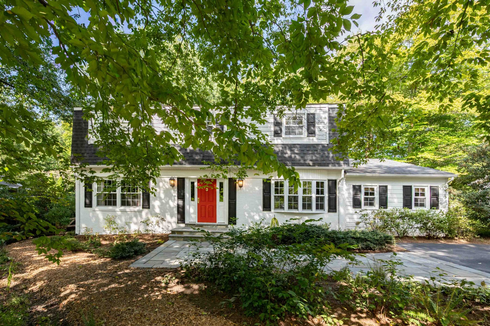 5124 Clinton Road Alexandria, VA 22312 - Photo 3 of 84 Gallery Image 3