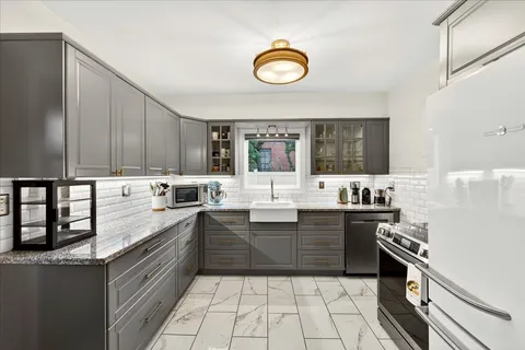$350,000 | 2225 Ashley Road, Charlotte, NC 28208