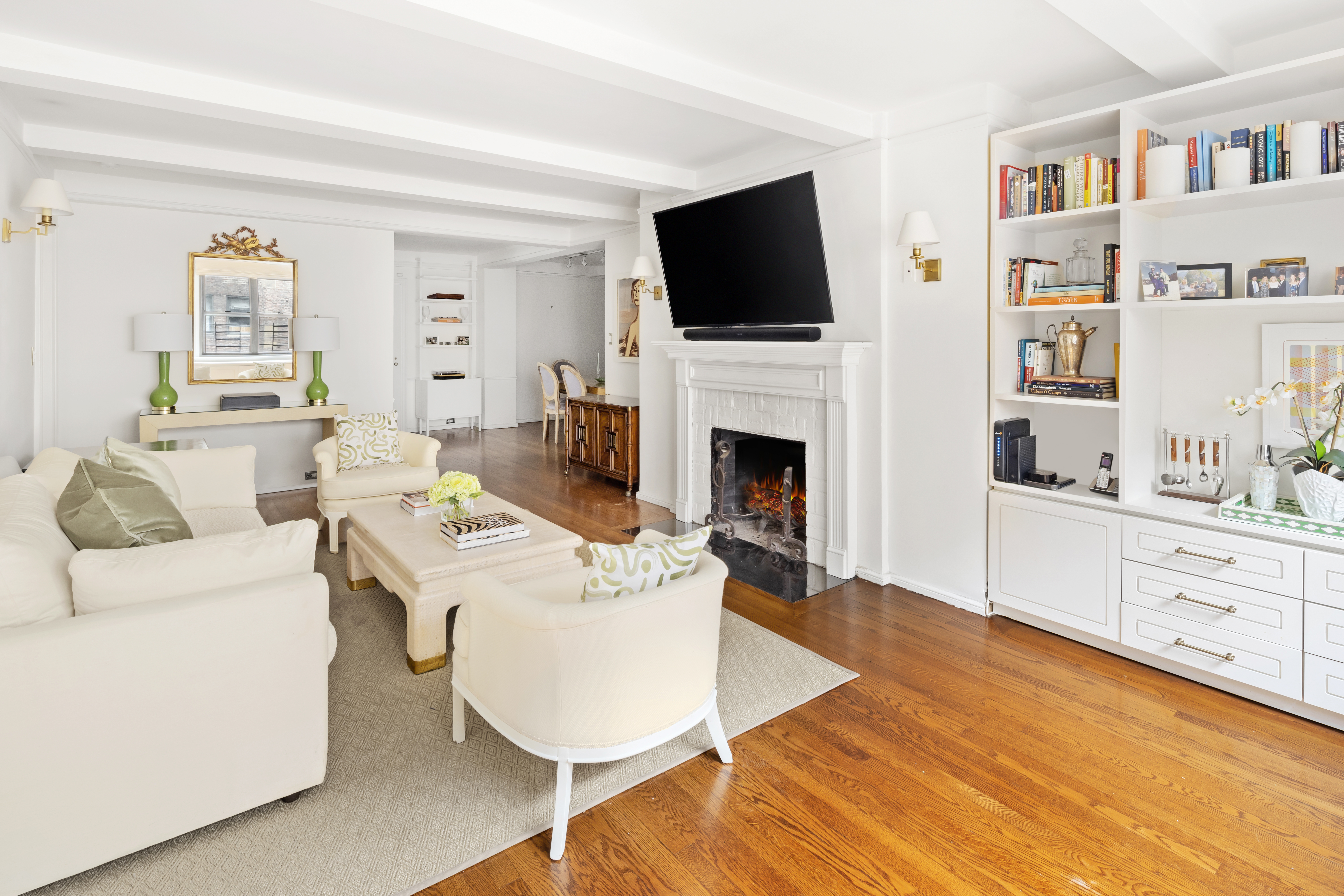 210 East 73rd Street, Unit 6A Manhattan, NY 10021 - Photo 3 of 10