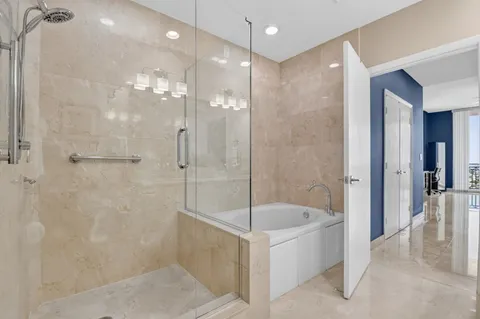 $2,100,000 | 550 Okeechobee Boulevard, Unit LPH23, West Palm Beach, FL 33401