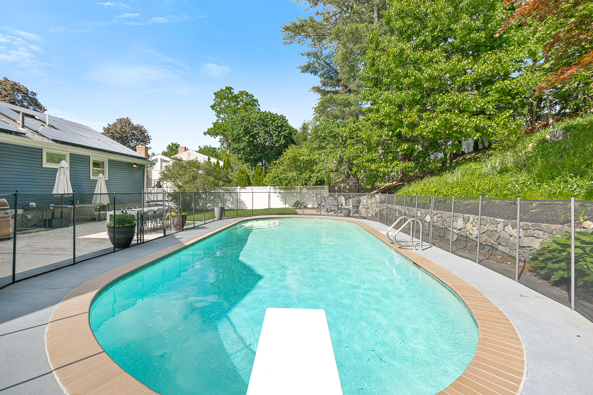 24 Hinds Road Winchester, MA 01890 - Photo 41 of 53