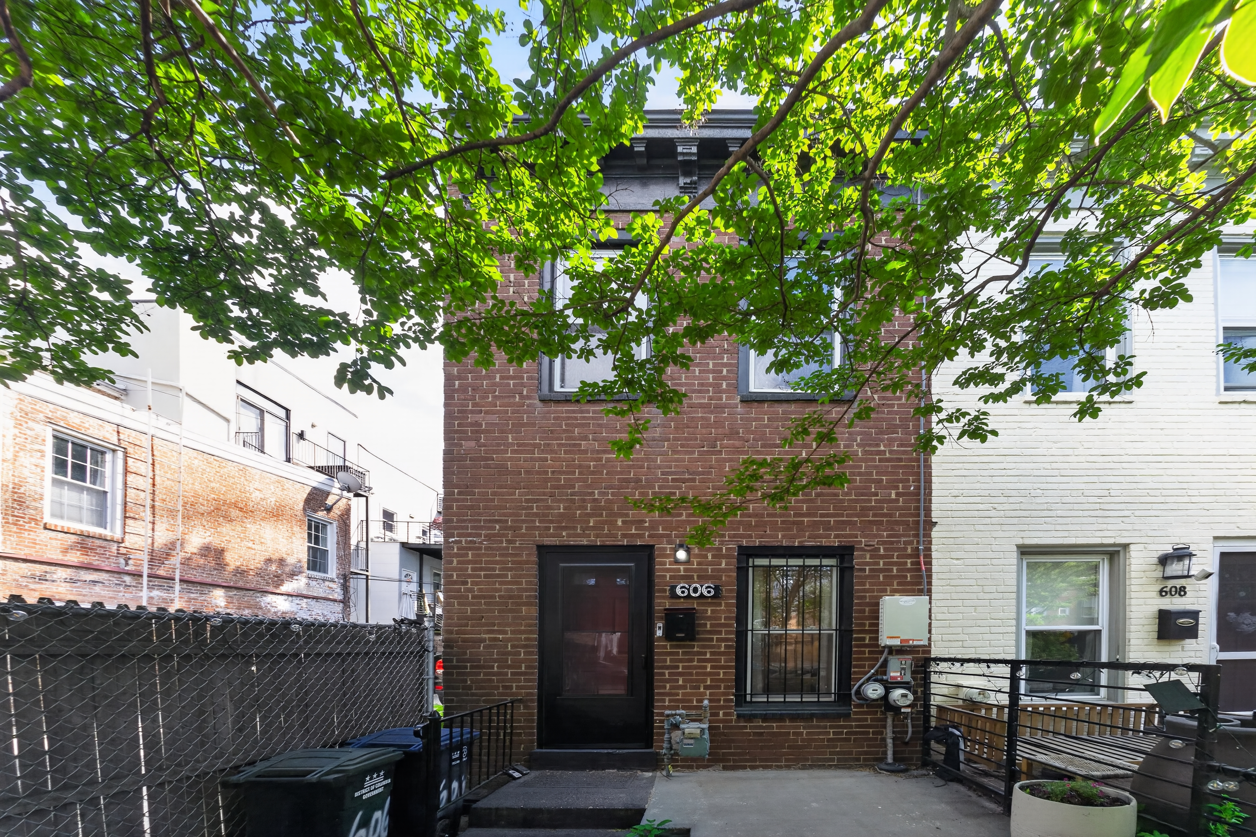 606 S Street Northwest Washington, DC 20001 - Photo 17 of 19