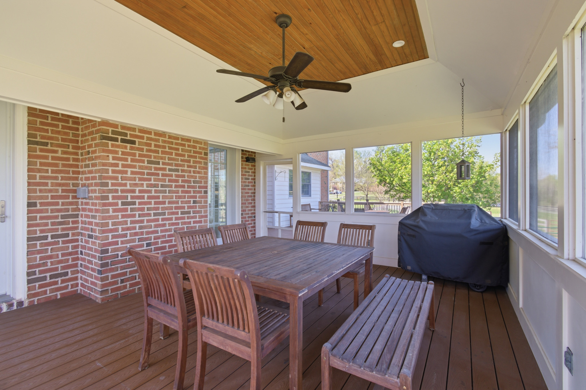 18905 Celebrity Lane Sandy Spring, MD 20860 - Photo 35 of 48