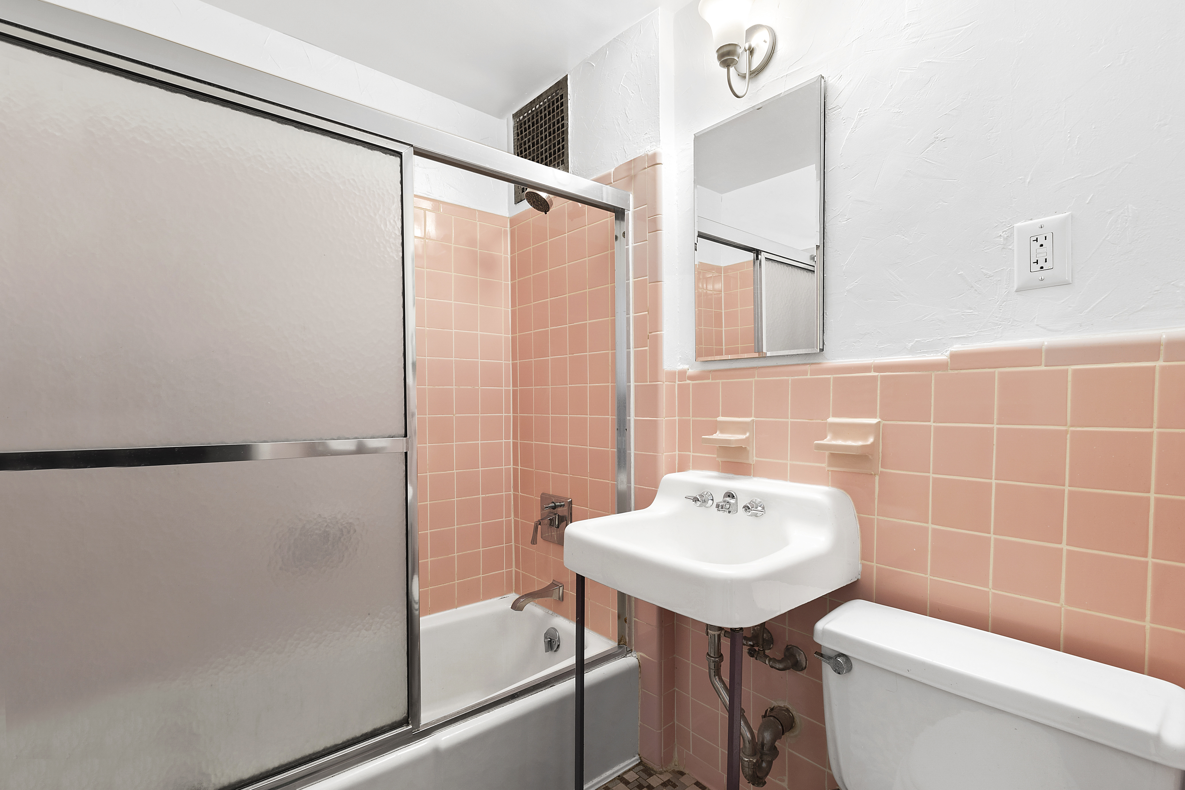 155 West 95th Street, Unit 5 Manhattan, NY 10025 - Photo 5 of 8