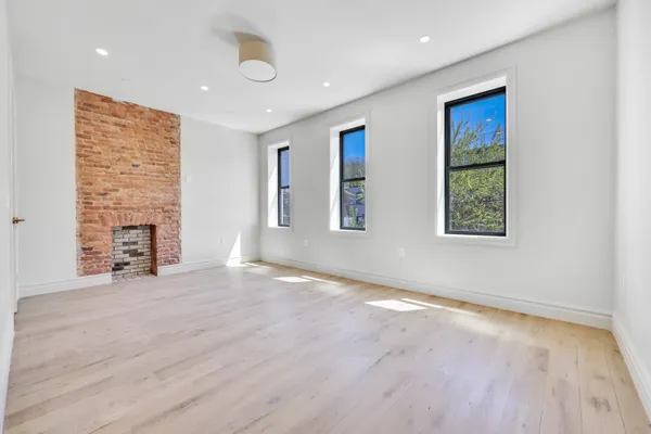 $8,000 | 84 Pilling Street, Unit 2 | Bushwick