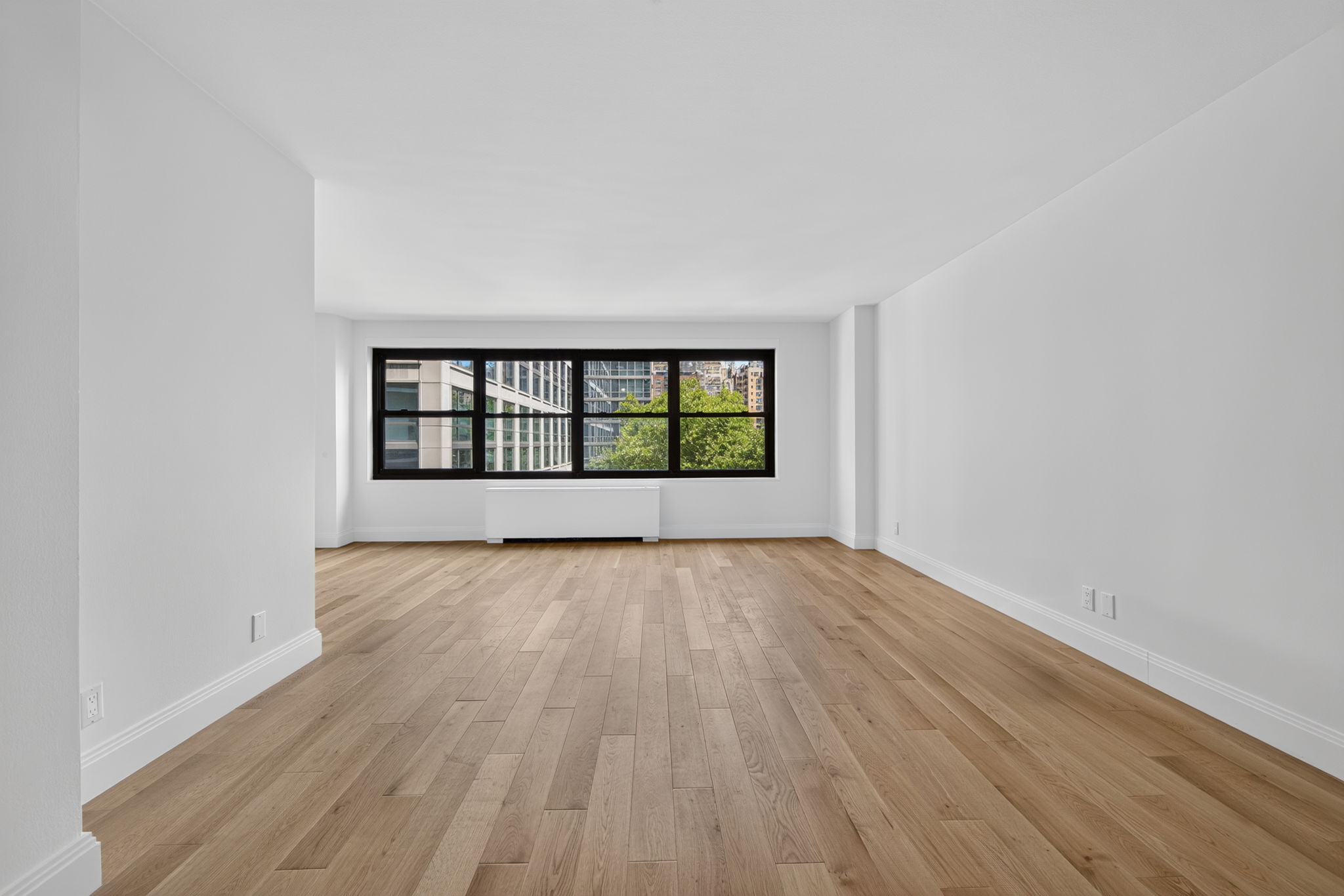 180 West End Avenue, Unit 6P Manhattan, NY 10023 - Photo 2 of 15 Gallery Image 2