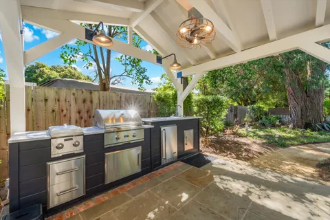 $3,050,000 | 4011 East 3rd Avenue, Napa, CA 94558