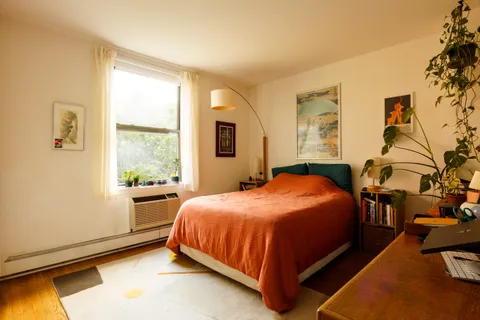 $1,395,000 | 211 Berry Street, Unit 2 | Williamsburg