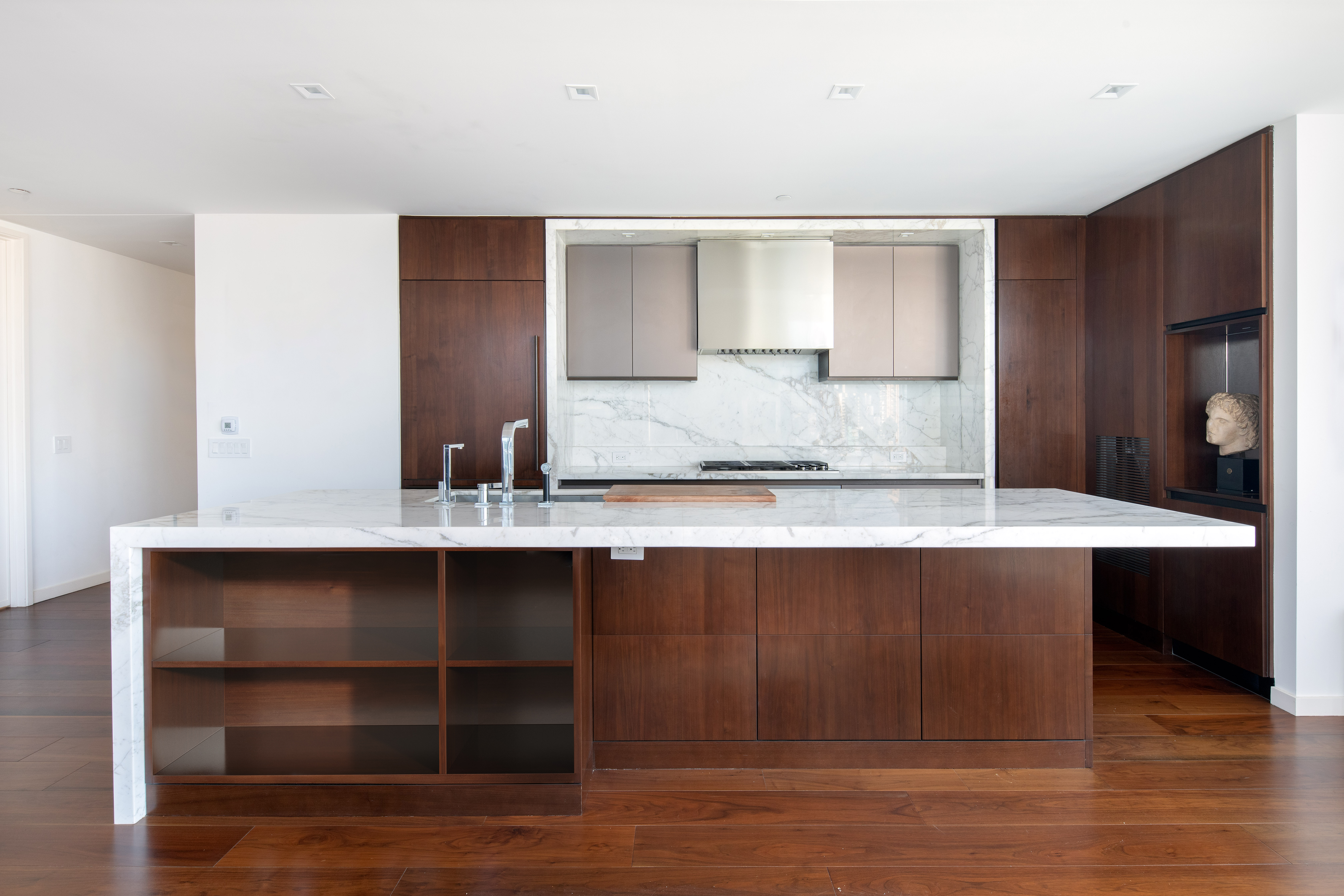 1 West End Avenue, Unit 25C Manhattan, NY 10023 - Photo 4 of 20