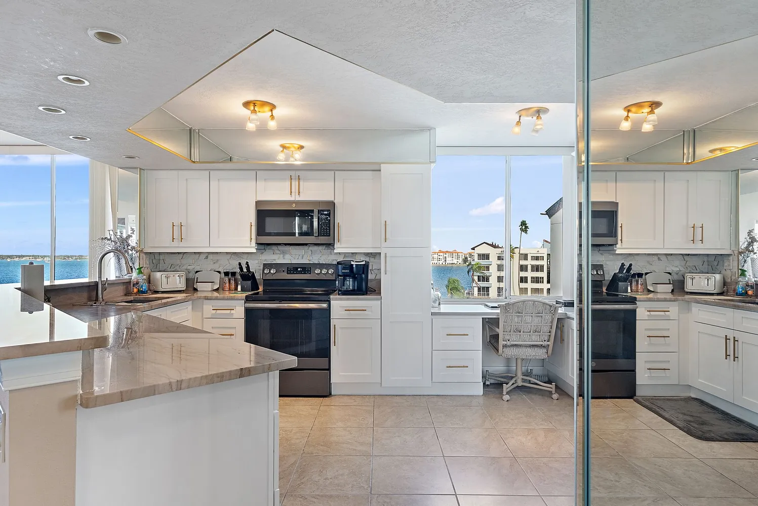 $949,000 | 5279 Isla Key Boulevard South, Unit 417, St. Petersburg, FL 33715