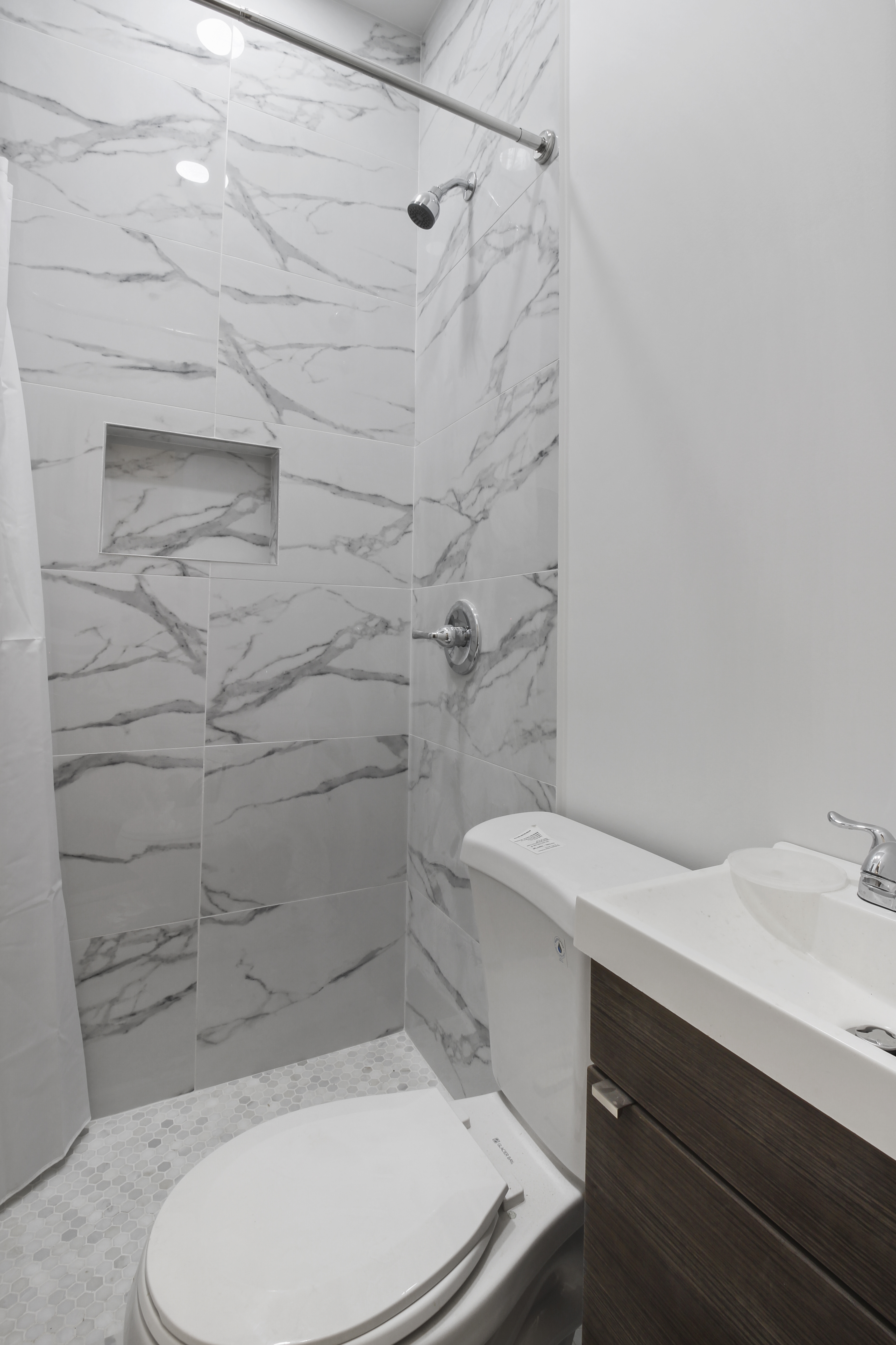 416 East 71st Street, Unit 3 Manhattan, NY 10021 - Photo 4 of 4