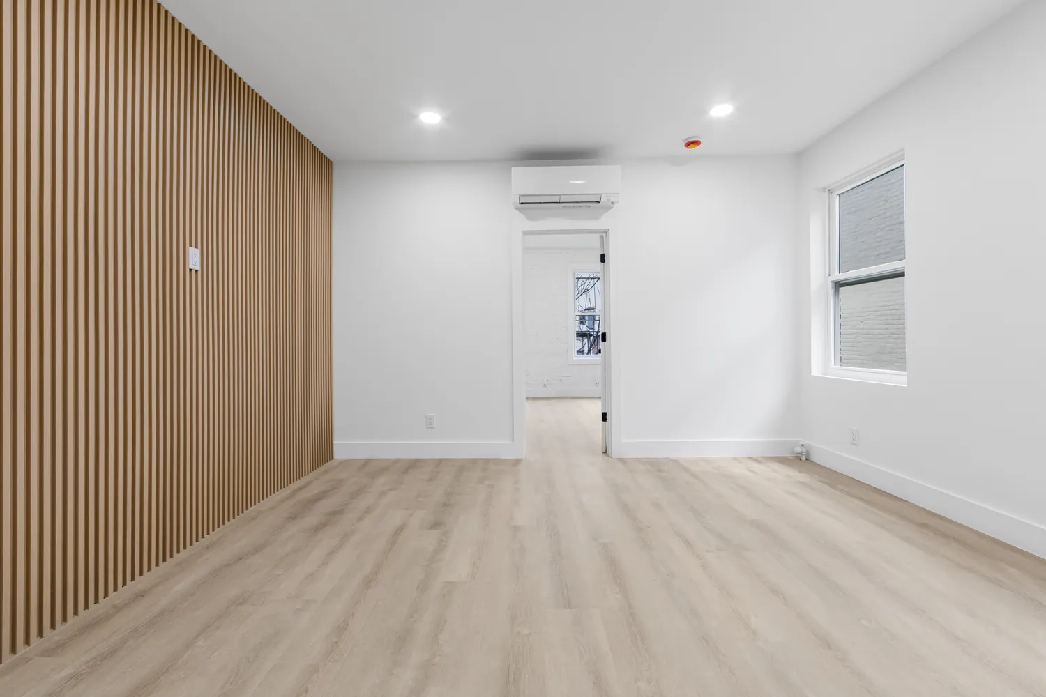 $2,995 | 23-13 Steinway Street, Unit 3B | Astoria