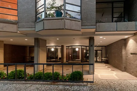 $5,650,000 | 37 West 12th Street, Unit 7J | Greenwich Village