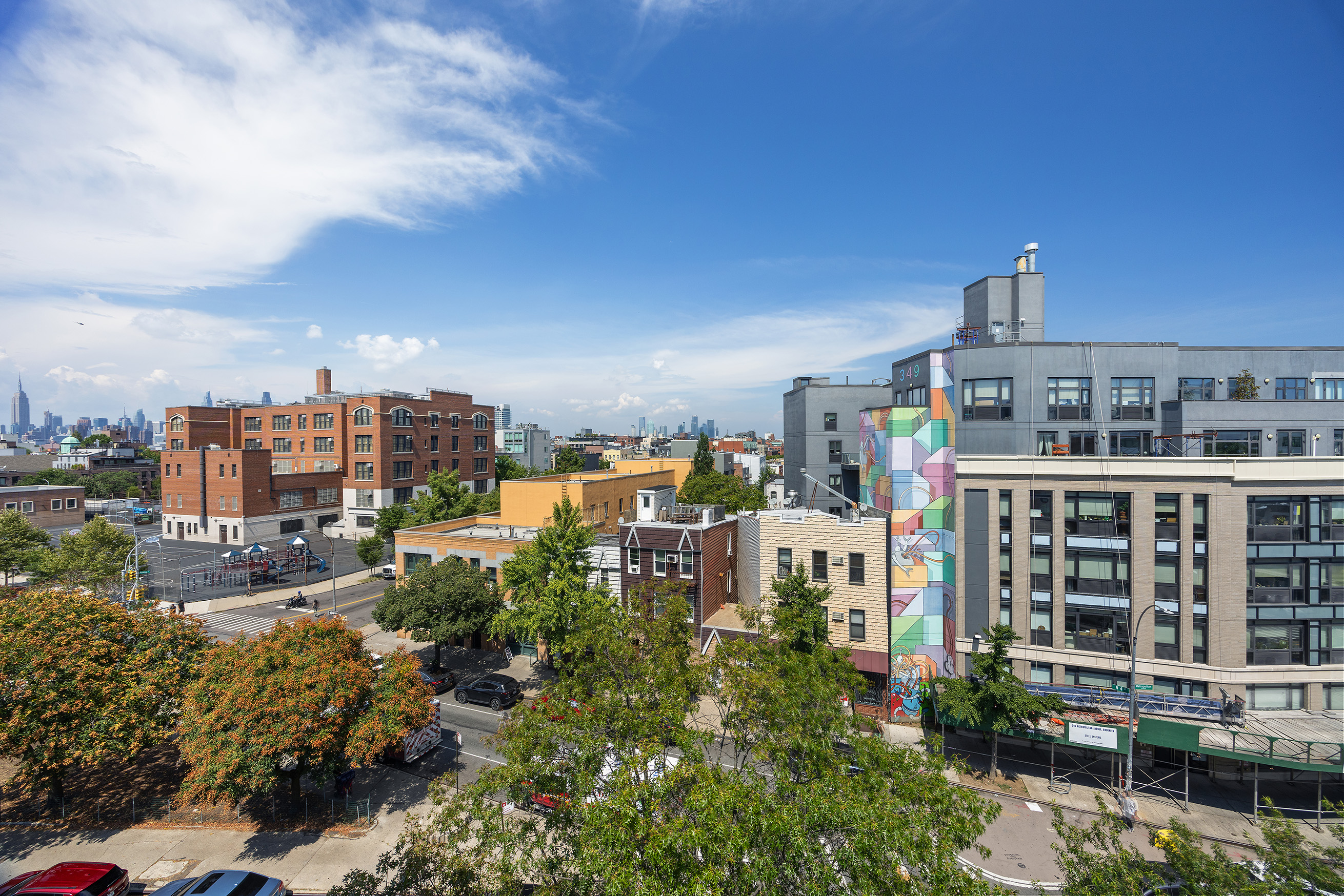 340 Metropolitan Avenue, Unit PHB Brooklyn, NY 11211 - Photo 16 of 18 a city view