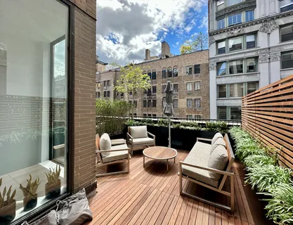 $1,225,000 | 35 East 10th Street, Unit 4J | Greenwich Village
