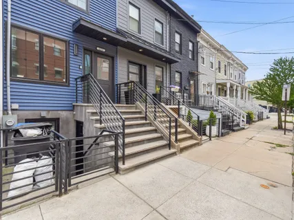 $1,425,000 | 327.5 7th Street, Jersey City, NJ 07302