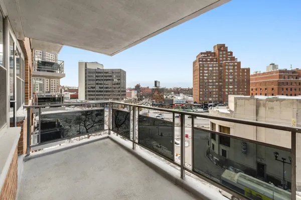 $565,000 | 70-31 108th Street, Unit 6E | Forest Hills