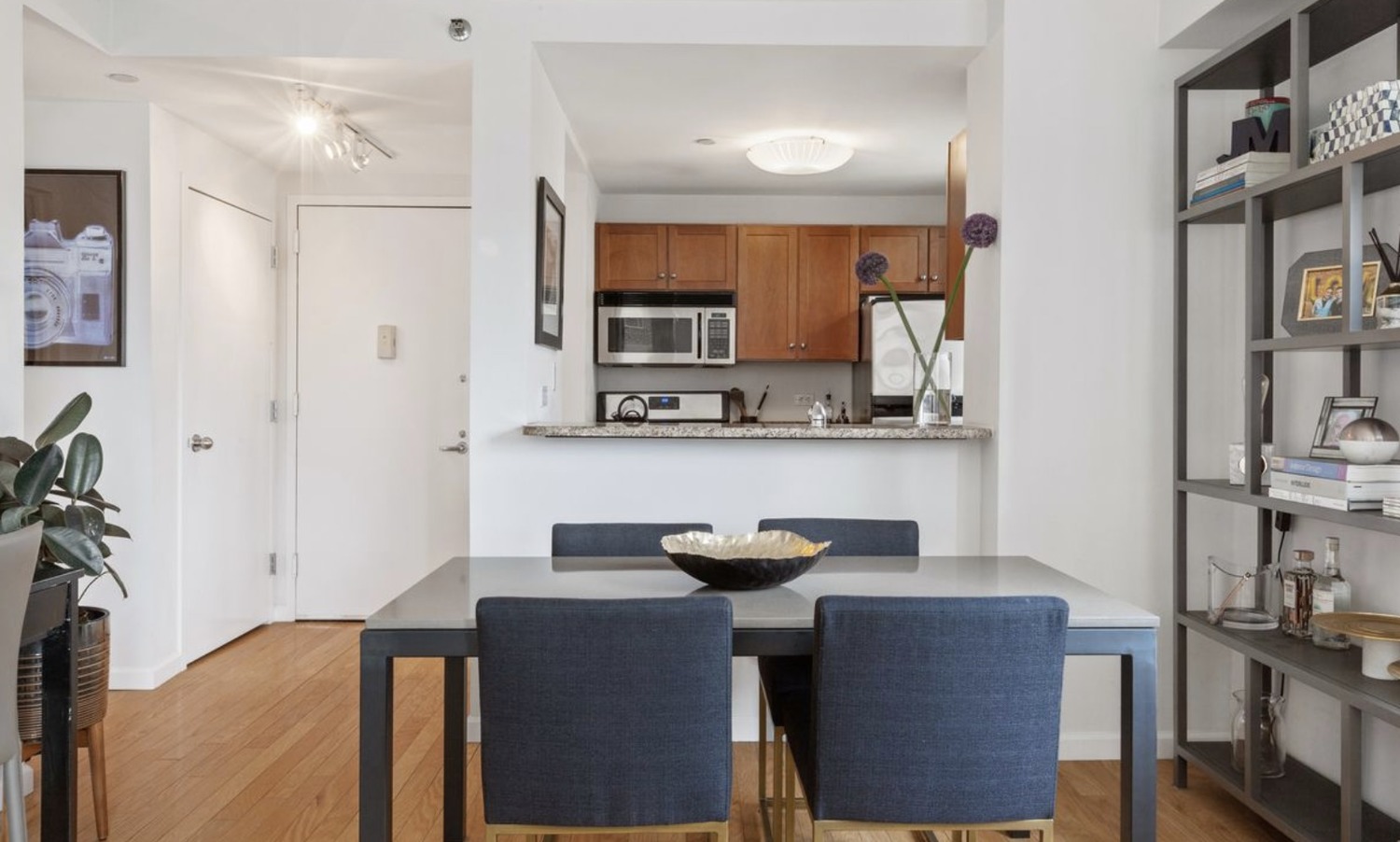 520 West 23rd Street, Unit 6G Manhattan, NY 10011 - Photo 2 of 10