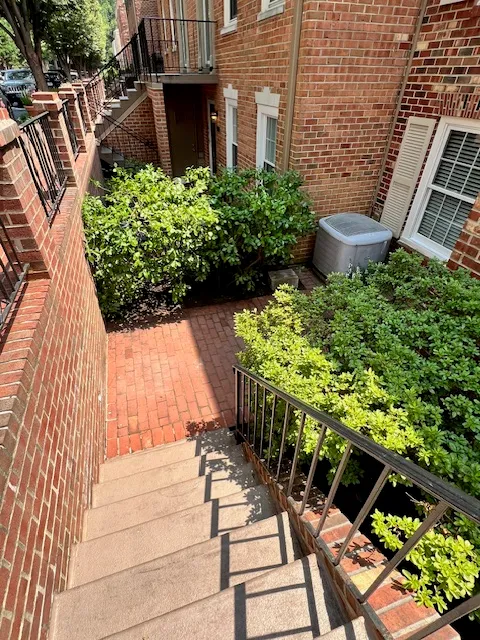 $950,000 | 3299 Sutton Place Northwest, Unit C, Washington, DC 20016