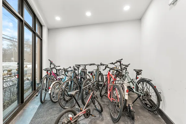 Contact Agent | 395 Alewife Brook Parkway, Unit 3H, Somerville, MA 02144