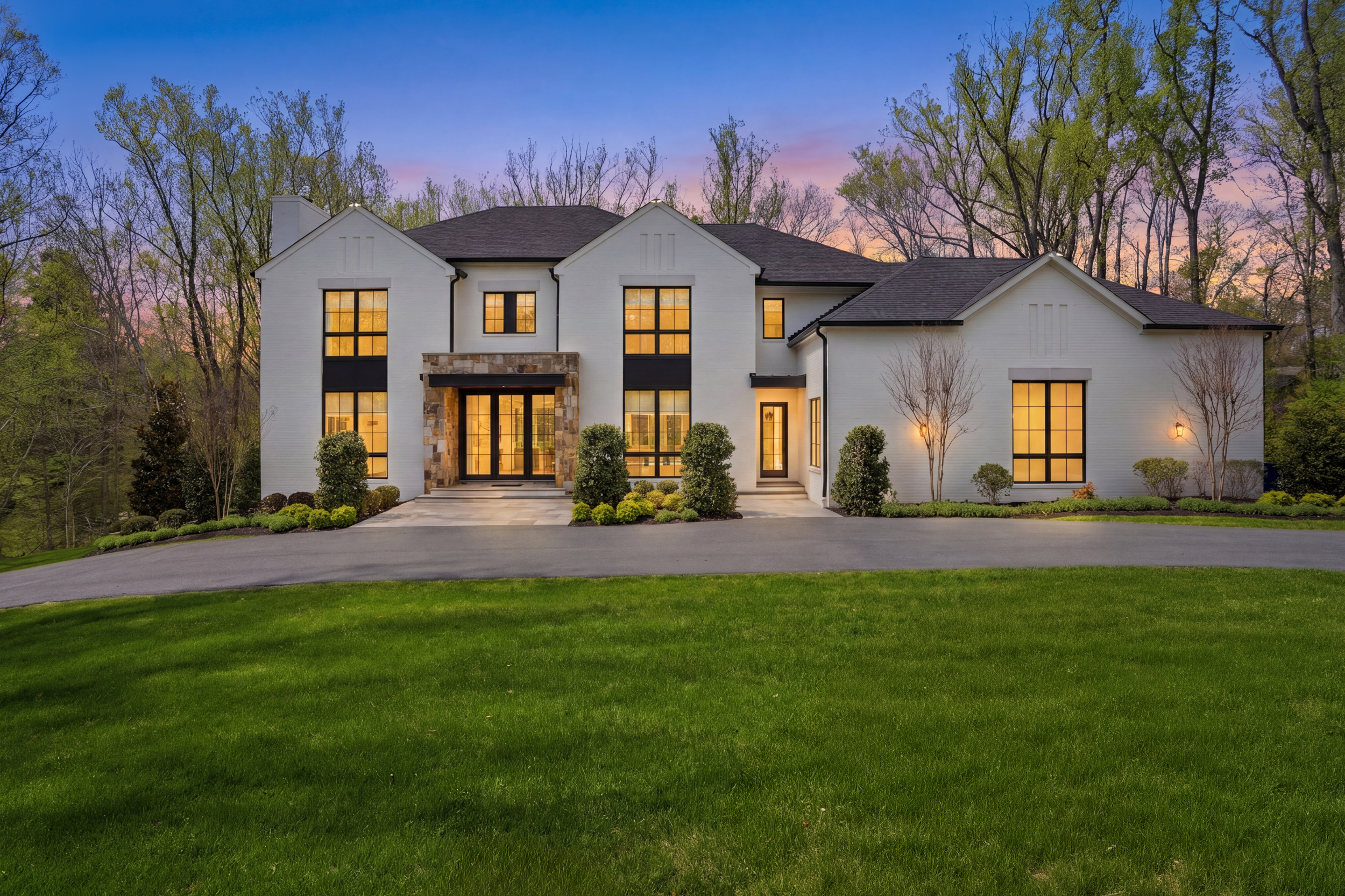 938 Saigon Road McLean, VA 22102 - Photo 2 of 47 Gallery Image 2