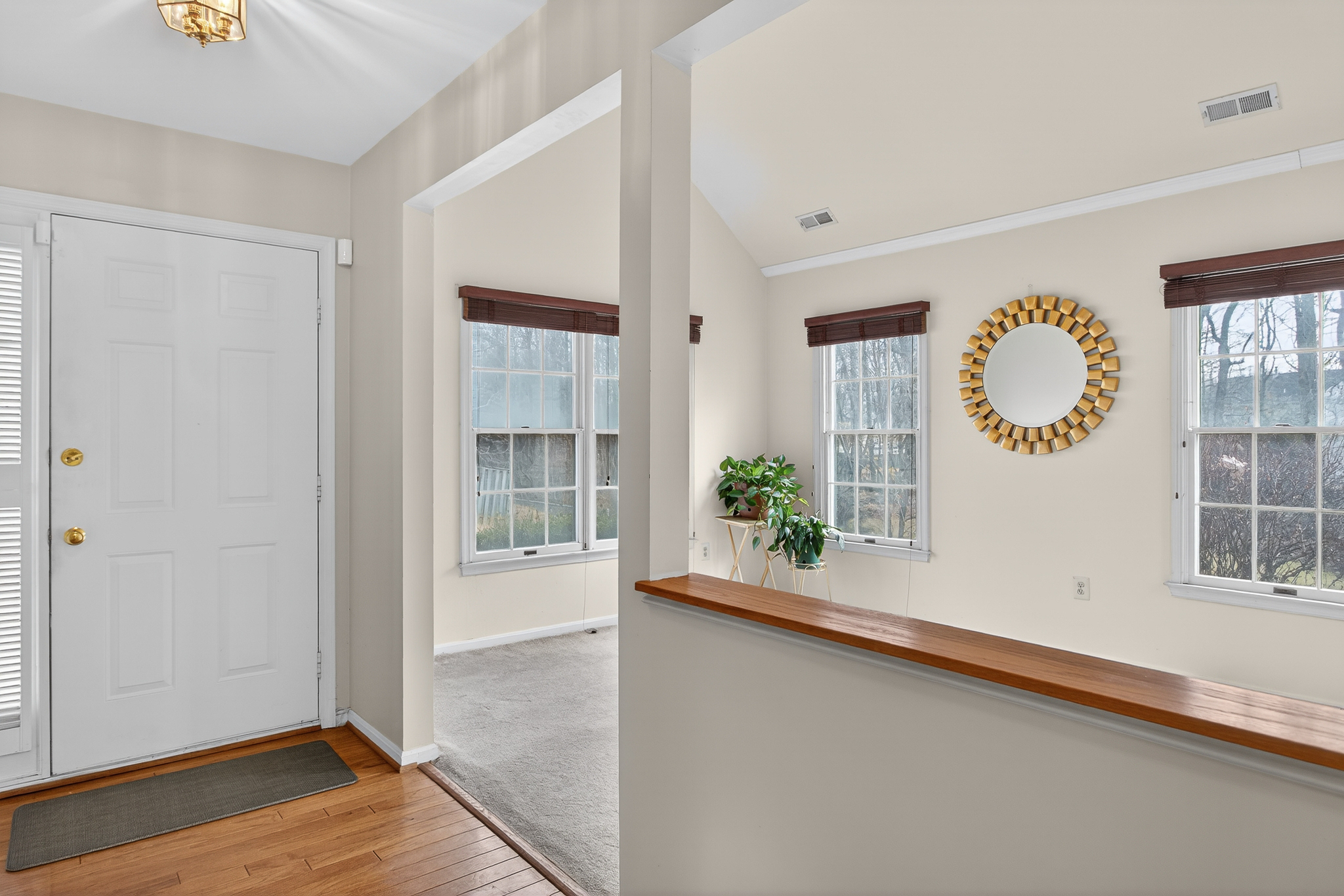 9311 Hobart Street Springdale, MD 20774 - Photo 4 of 28