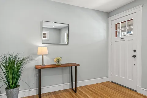 $699,000 | 44-46 Woods Avenue, Unit 44, Somerville, MA 02144