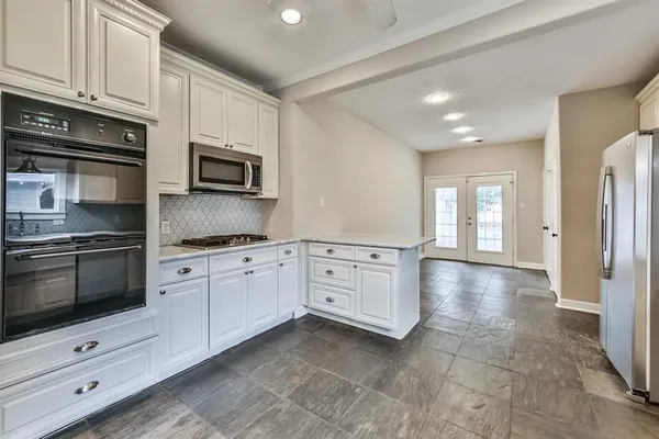 $4,100 | 1120 Winston Street, Houston, TX 77009
