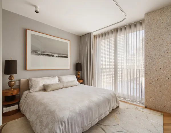 $2,195,000 | 16 West 40th Street, Unit 16B | Bryant Park