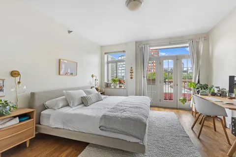 $1,900,000 | 310 2nd Street, Unit 3C | Park Slope