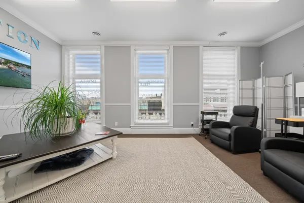 $4,500 | 226 Broad Street, Unit 2, Lake Geneva, WI 53147