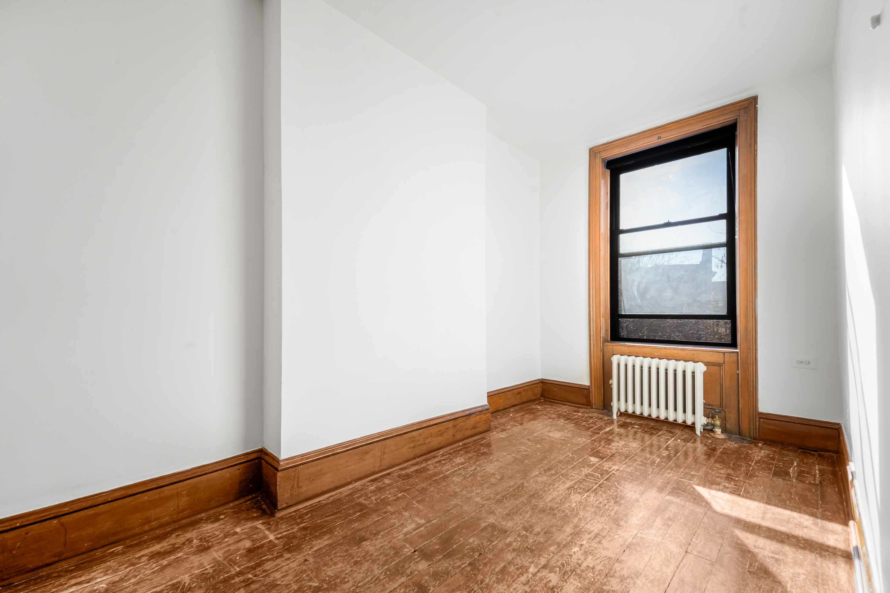 458 West 153rd Street Manhattan, NY 10031 - Photo 15 of 21 a view of an empty room with window