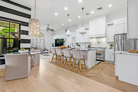 $920,000 | 4447 Northwest 82nd Avenue, Coral Springs, FL 33065