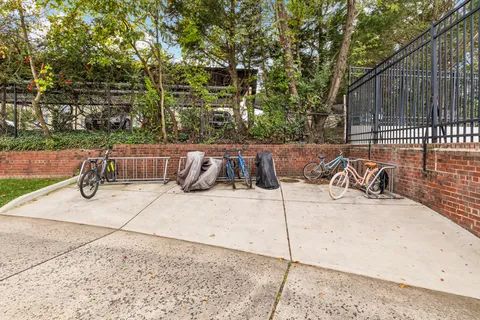 $545,000 | 1545 North Van Dorn Street, Unit A, Alexandria, VA 22304