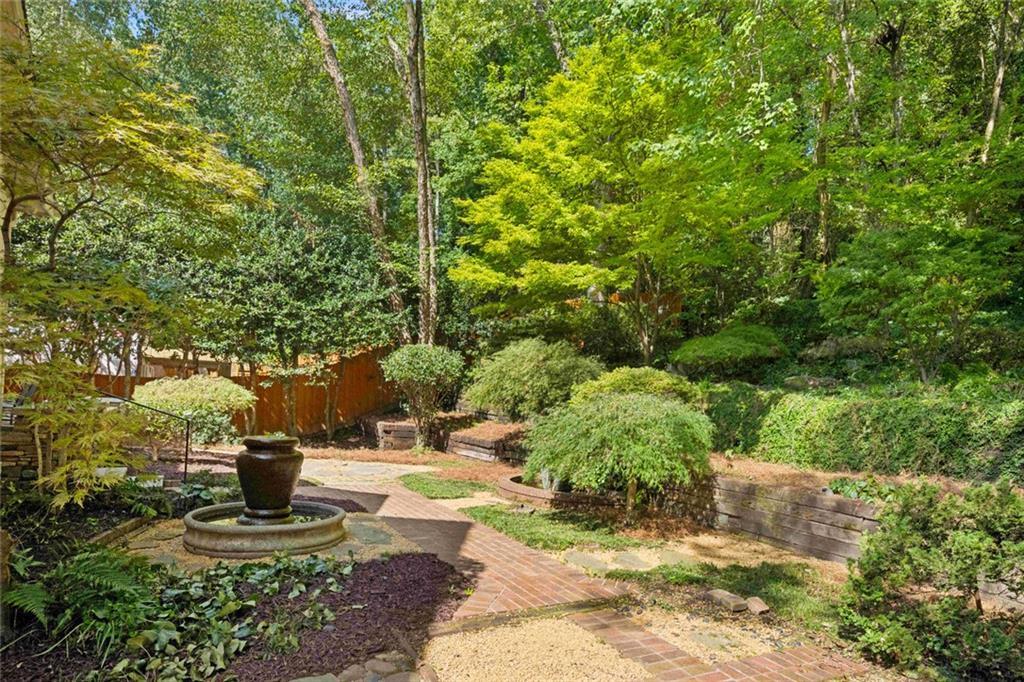 576 Pelham Road Northeast Atlanta, GA 30324 - Photo 4 of 66 Gallery Image 4