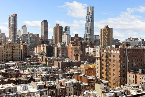 $3,495,000 | 20 West 77th Street, Unit 15A | Upper West Side