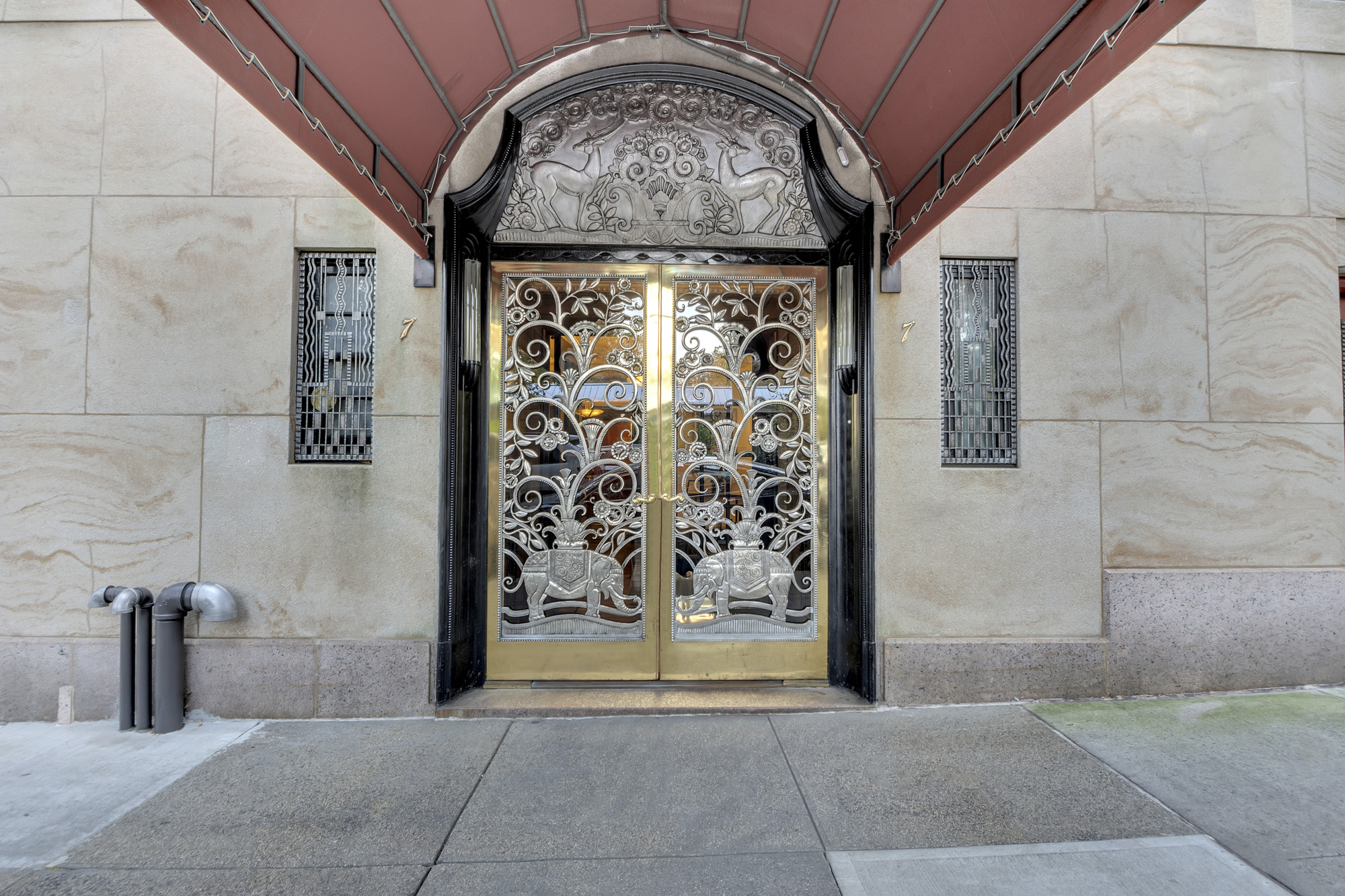 7 Gracie Square, Unit 5A Manhattan, NY 10128 - Photo 23 of 26 a view of front door