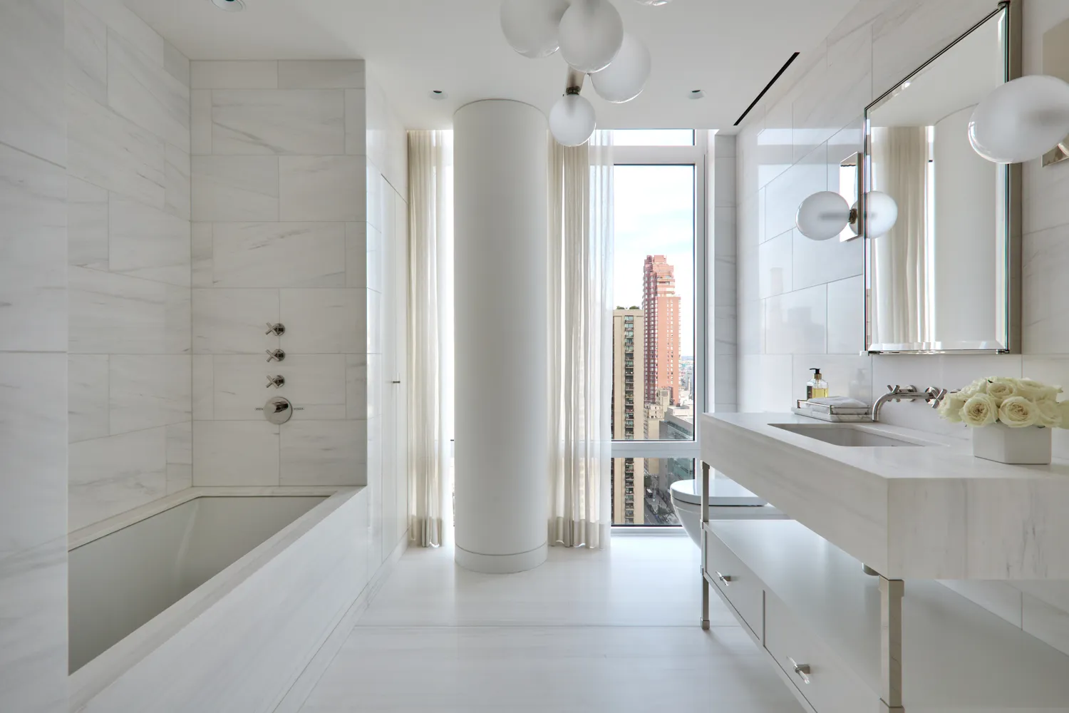 $16,790,000 | 1355 1st Avenue, Unit PH2 | Lenox Hill