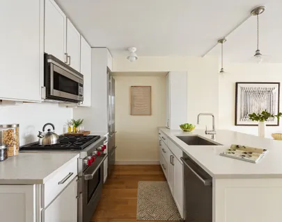 $1,435,000 | 61 Jane Street, Unit 19J | West Village