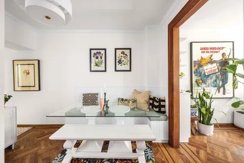 $1,750,000 | 237 West 11th Street, Unit 2B | West Village