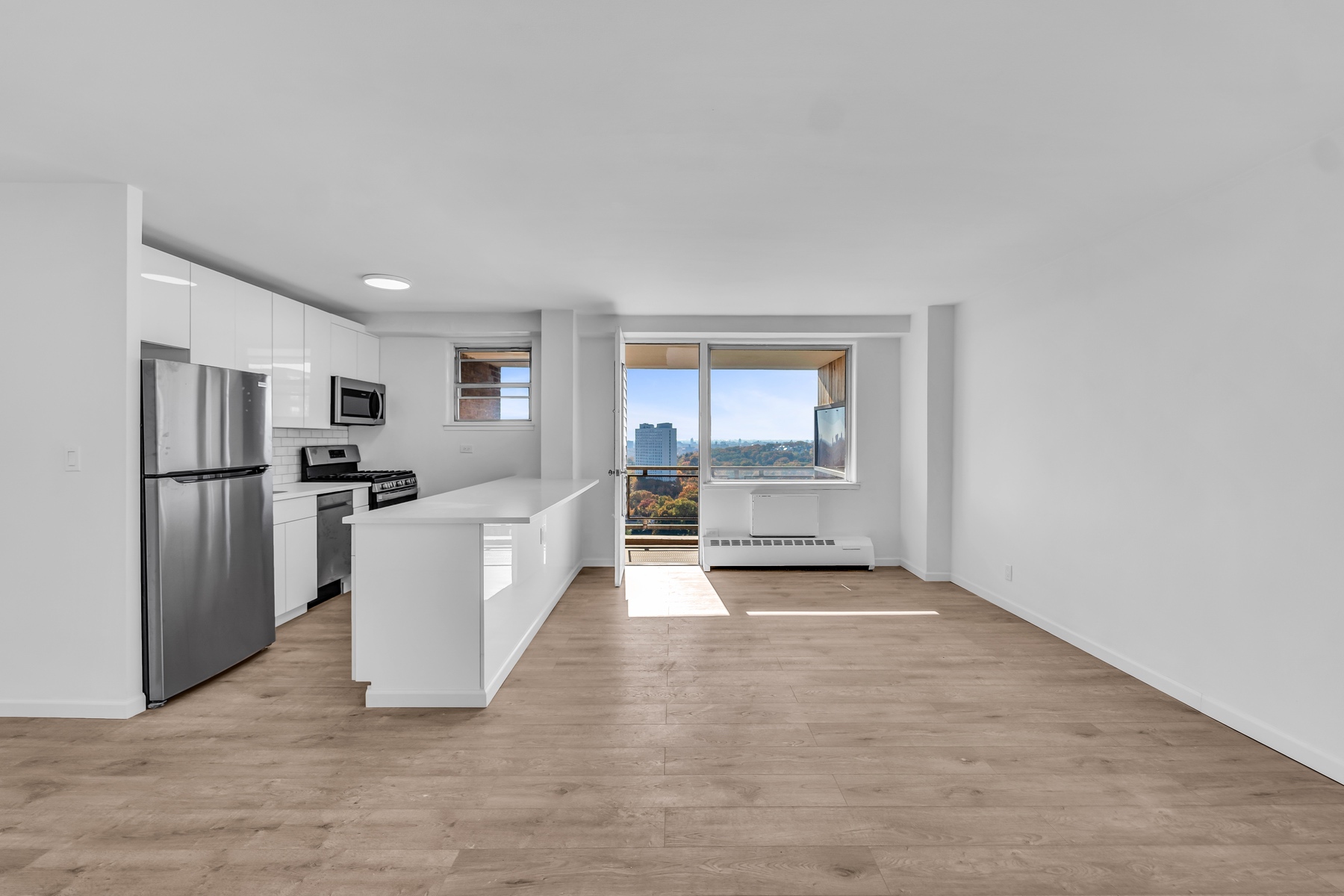 5800 Arlington Avenue, Unit 17D Bronx, NY 10471 - Photo 2 of 15