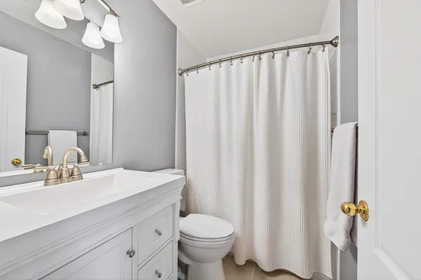 $800,000 | 12017 Edgemere Circle, Reston, VA 20190