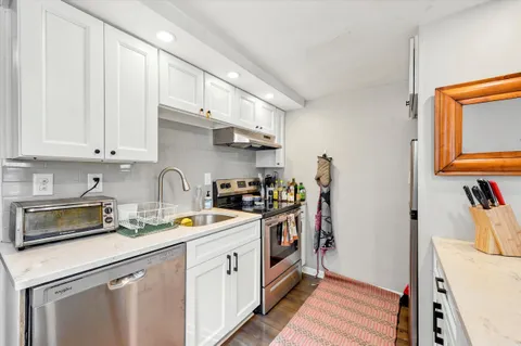 $825,000 | 634 Catharine Street, Philadelphia, PA 19147